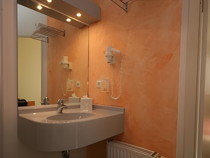Bathroom 2, Hotel NordRaum, Bremen