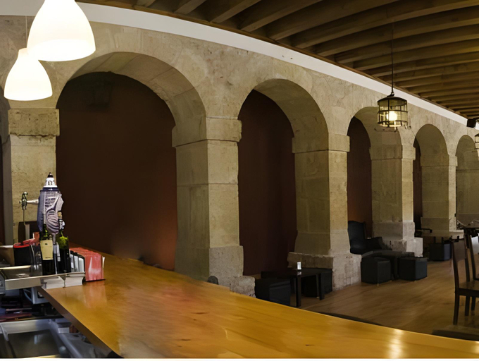 Others 3, Hotel San Anton Abad, Burgos