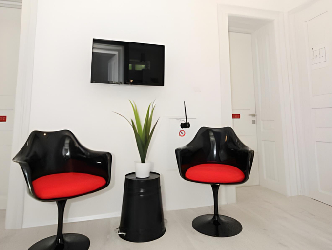 Others 4, The Hostel, Zadar