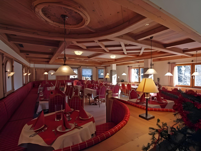 Food & Drinks 4, Hotel Marzenklamm Stumm im Zillertal, Schwaz