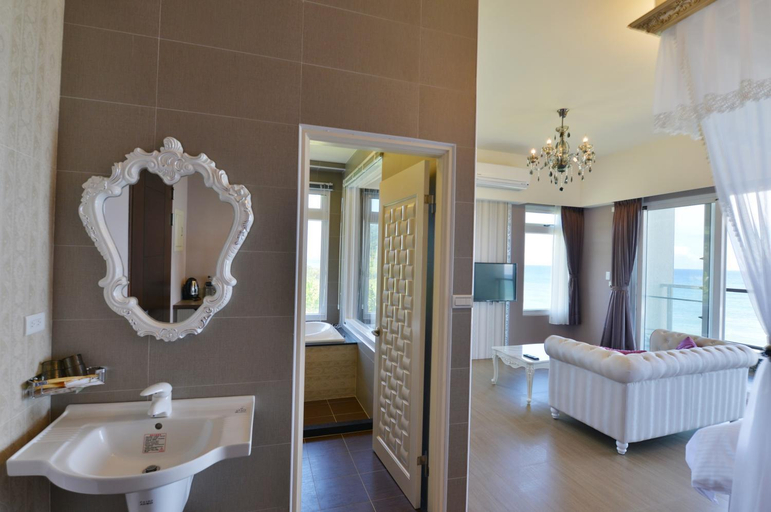 Bathroom 2, Whitecaps B&B, Hualien
