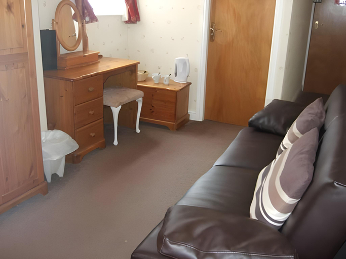 Bedroom 2, Grosvenor Hotel, North Yorkshire