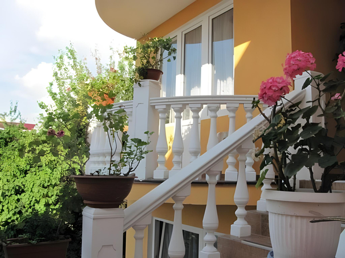Others 4, Raduga Hotel, Sochi gorsovet