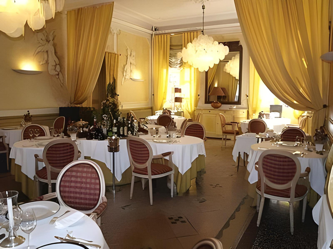 Food & Drinks 5, Hotel Moderne Et Pigeon, Aude