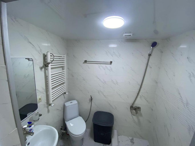 Others 2, Gio's Guest House, Batumi