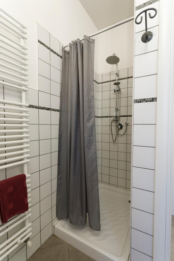 Others 2, Ca' Bianca Bed & Breakfast, Massa Carrara
