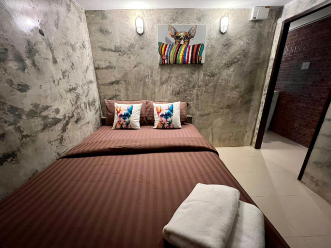 Bedroom 18