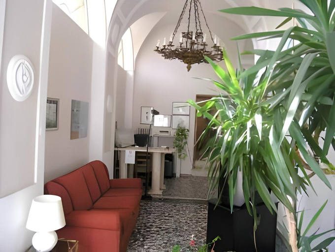 Others 4, Hotel Iris, Perugia