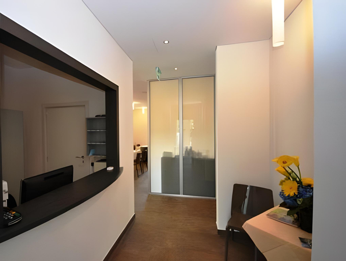 Bedroom, Albergo Elvezia, Lugano