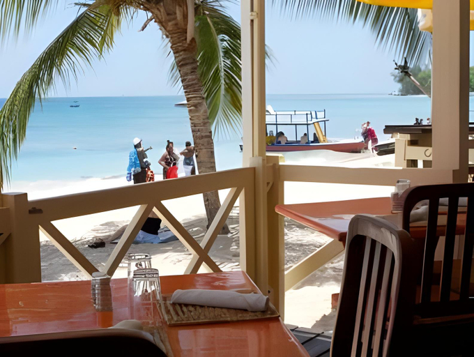 Food & Drinks, Tropical Sunset Beach Apartment Hotel