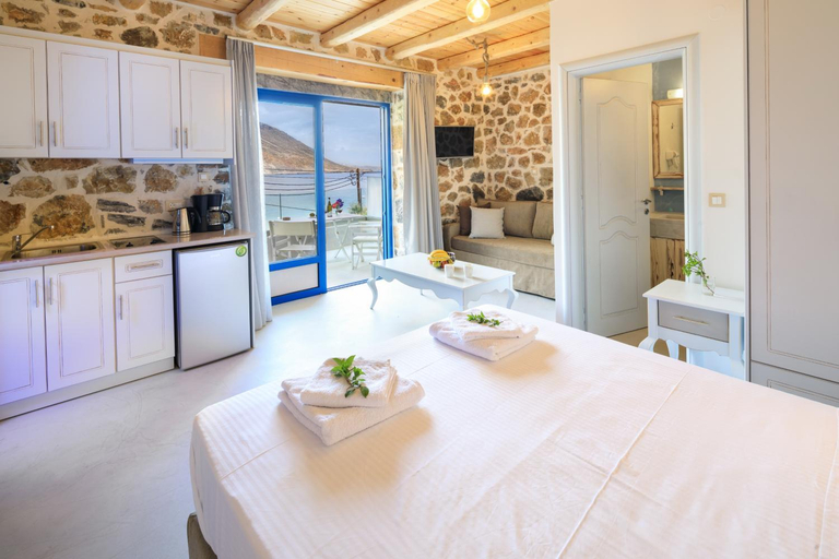 Bedroom, Molos Apartments, Crete