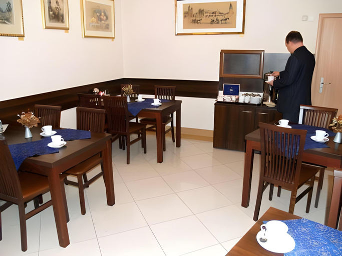 Food & Drinks 5, Antica Residence, Kraków City