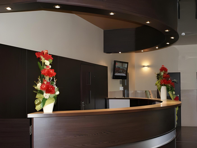 Food & Drinks 5, Hotel Monttis, Sucha