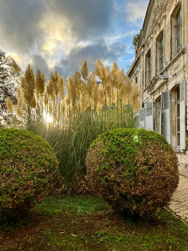 Others 2, Chateau de Contay Guesthouse - 1753, Somme