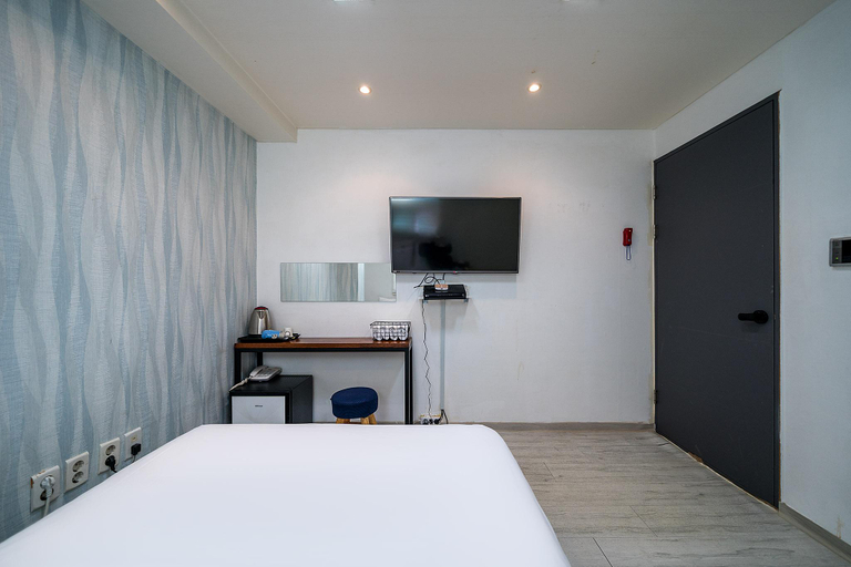 Bedroom 25
