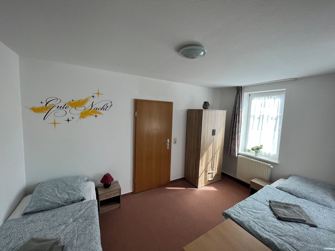 Bedroom 16