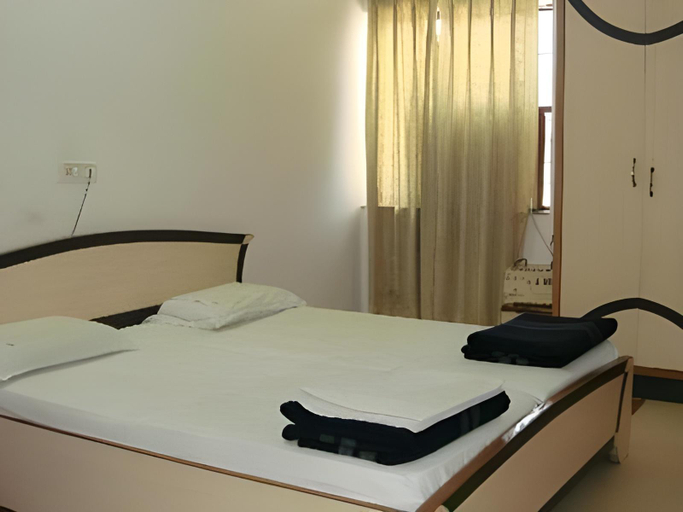 Others 2, Hotel Tourist Palace, Bharatpur