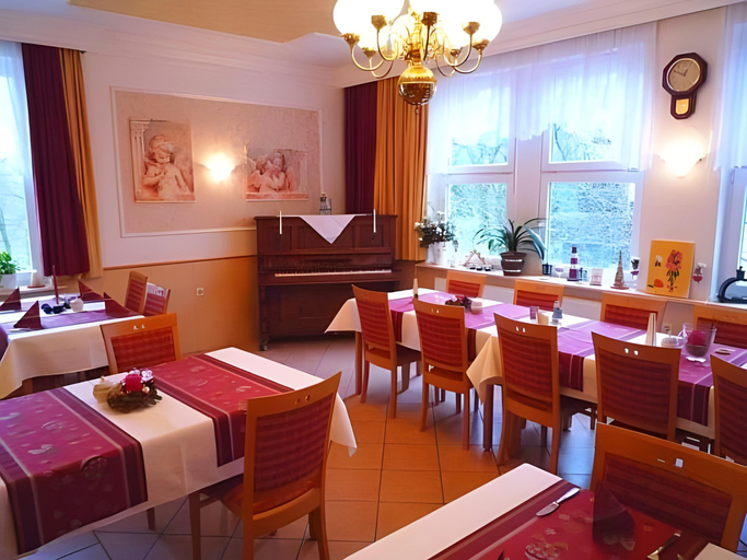 Food & Drinks 3, Hotel Abalone, Remscheid
