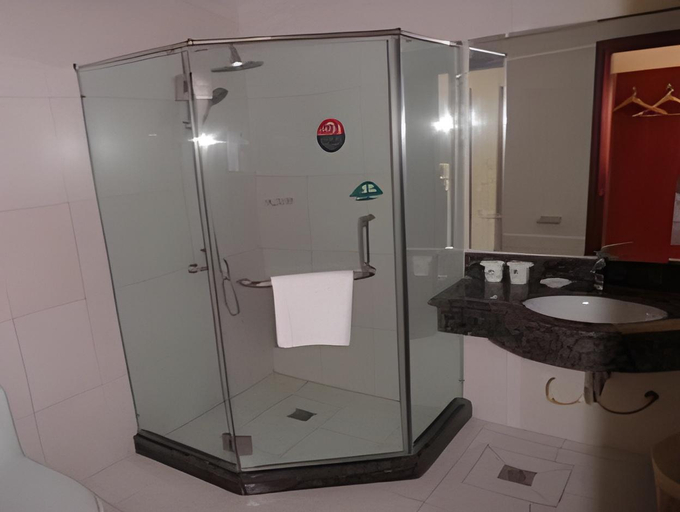 Bathroom, GreenTree Inn Weihai Port, Weihai