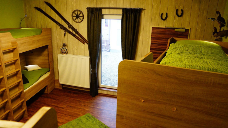 Bedroom 4, Bavaria City Hostel - Design Hostel, Ostallgäu