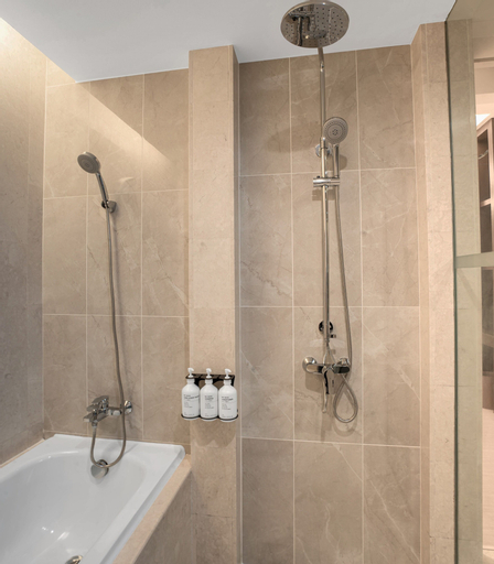 Bathroom 9