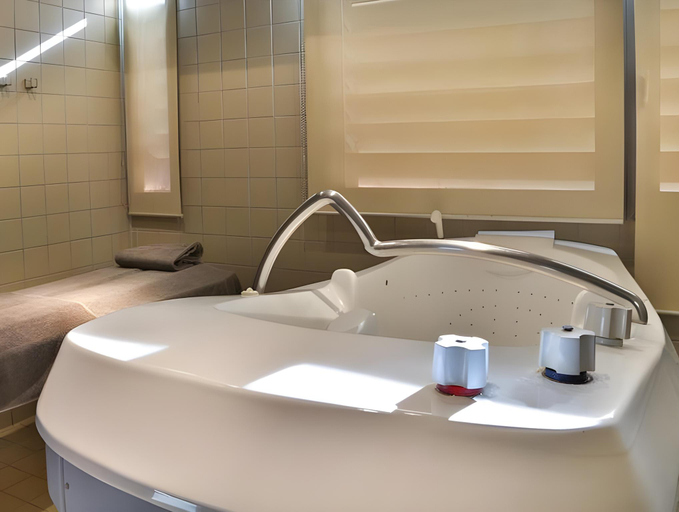 Bathroom 5, Hotel delle Rose Terme & Wellnes Spa, Parma