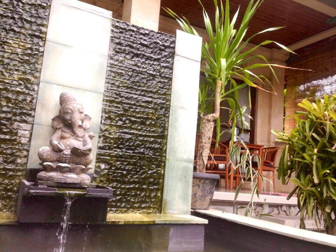 Others 2, Matahari House, Gianyar