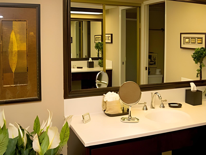 Bathroom 1, Adobe Inn, Monterey