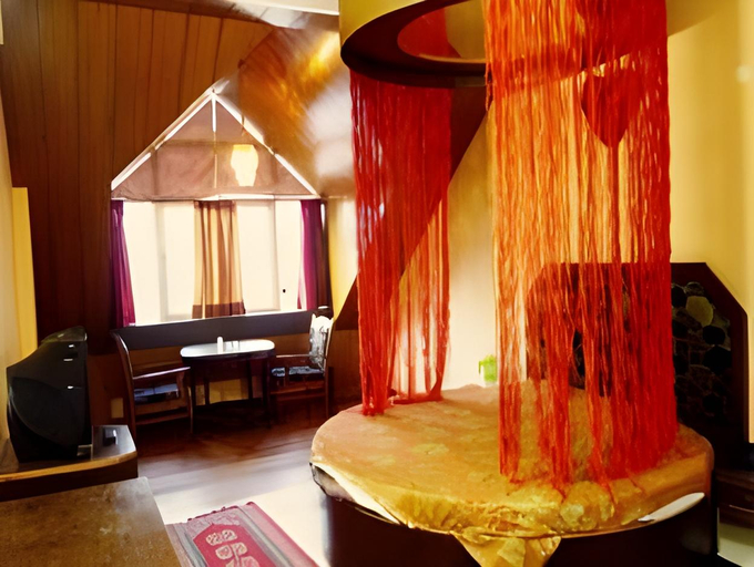 Others 5, Hotel Yak, Kullu
