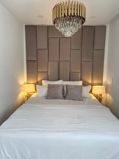 Bedroom 13