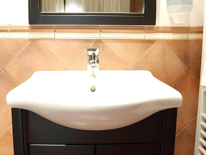Bathroom 3, Hotel Apartamento Marouco, Pontevedra