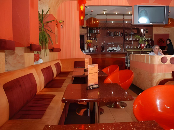 Food & Drinks 5, Kozatskiy Hotel, Shevchenkivs'kyi