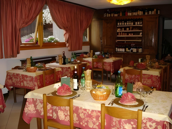 Food & Drinks 5, Hostel San Matteo, Sondrio