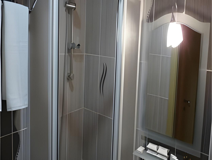Bathroom 4, Q Hotel & Suites Istanbul -Best Group Hotels, Fatih