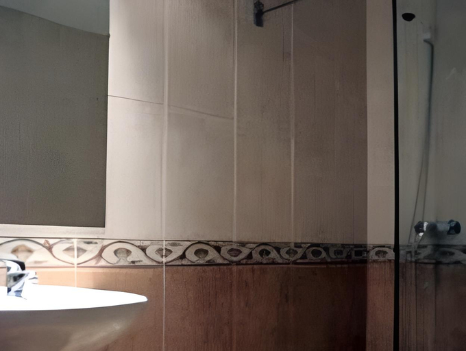 Bathroom 5, Apartamentos El Sol, Girona