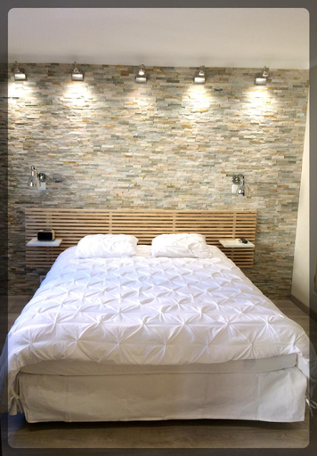 Bedroom 27