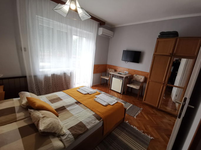 5, Kantas Panzio Tihany, Balatonfüred