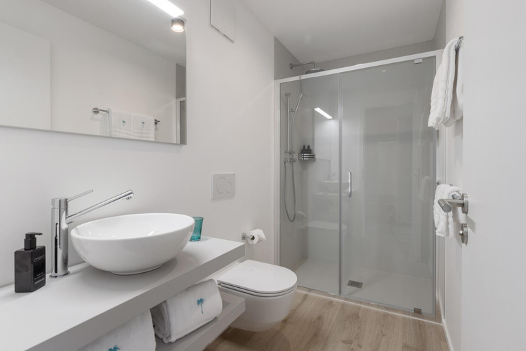 Bathroom 4, Living Ascona Boutique Hotel, Locarno