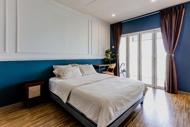 Bedroom 8