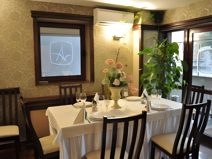 Food & Drinks 5, Hotel Acapulco, Ploiesti