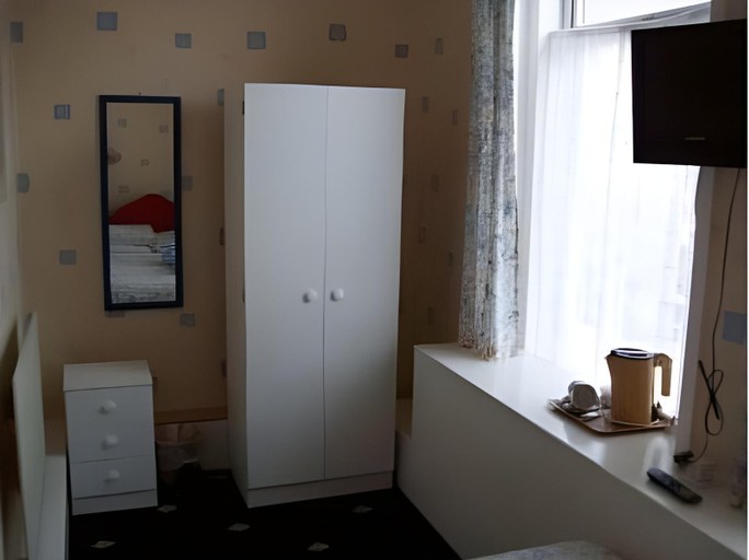 Others, The Southview Hotel, Blackpool