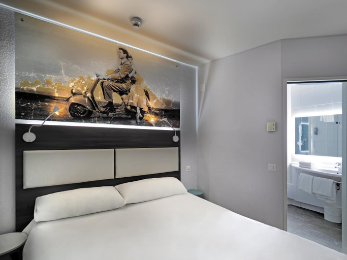 Bedroom 17
