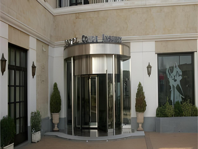 Others 5, Hotel Conde Ansurez, Valladolid