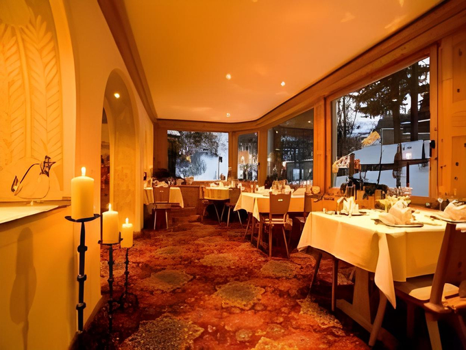 Food & Drinks 4, Hotel Privata, Maloja