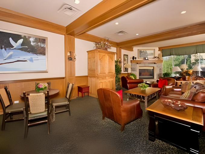 Public Area 2, The Inn at Riverwalk, Eagle