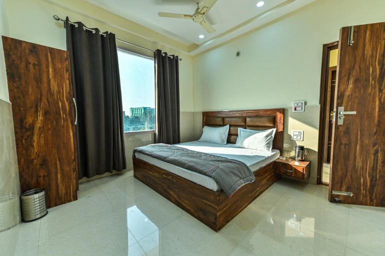 Others 5, Royal Inn, Jammu