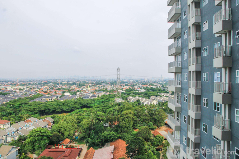 Others 2, Comfy Studio Room Bintaro Icon Apt By Travelio, Tangerang Selatan
