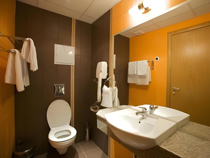 Bathroom 2, Briz Beach apartments - section B, Nesebar