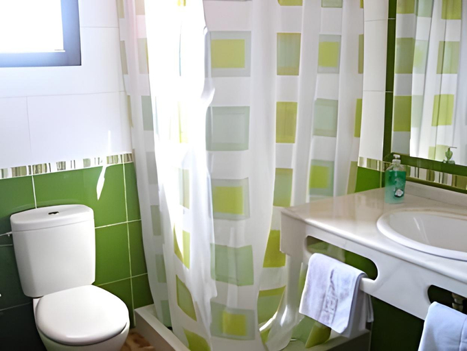 Bathroom 4, Hospedería Santiago, Cádiz