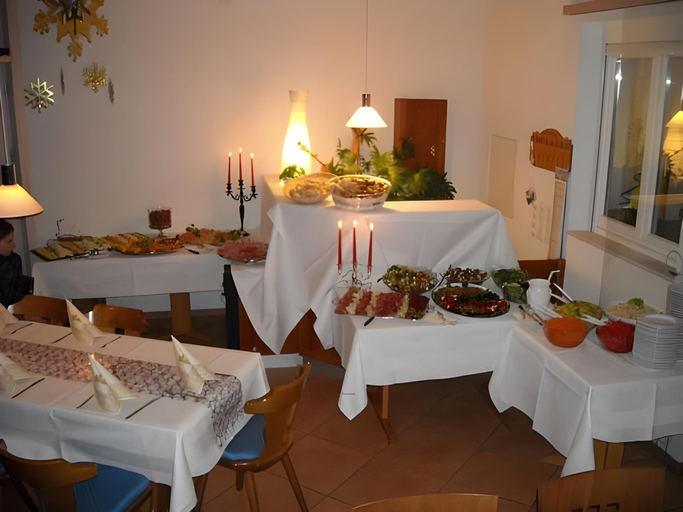 Food & Drinks 2, Berghofstuble Obermarchtal, Alb-Donau-Kreis